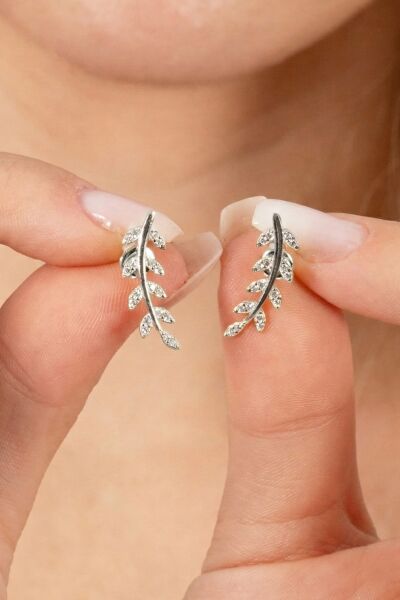 Gümüş zirkon taşlı yaprak modeli küpe SGTL9437