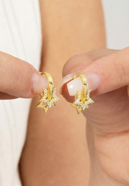 Gümüş Altın Yaldızlı Zirkon Taşlı Yıldız Sallantılı Halka Küpe SGTL11152GOLD