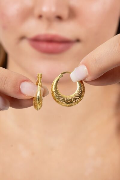 Gümüş altın yaldızlı özel işçilikli, işlemeli füzyon halka küpe SGTL12543GOLD