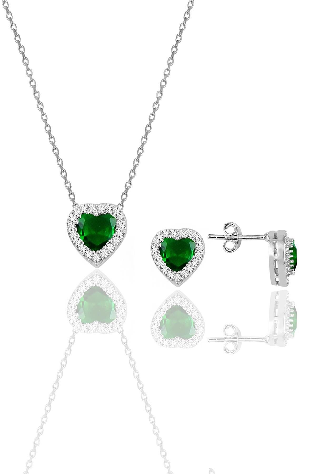 Gümüş rodyumlu kök zümrüt taşlı pırlanta modeli kalp kolye ve küpe ikili set SGTL10139YESIL