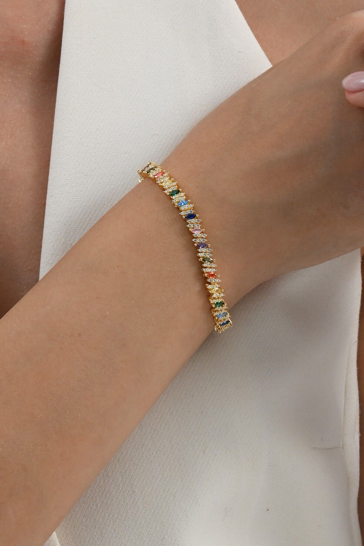 925 ayar gümüş altın yaldızlı renkli marquise (MARKİZ) kesim zirkon taşlı ışıltı seli gümüş bileklik SGTL13069GOLD