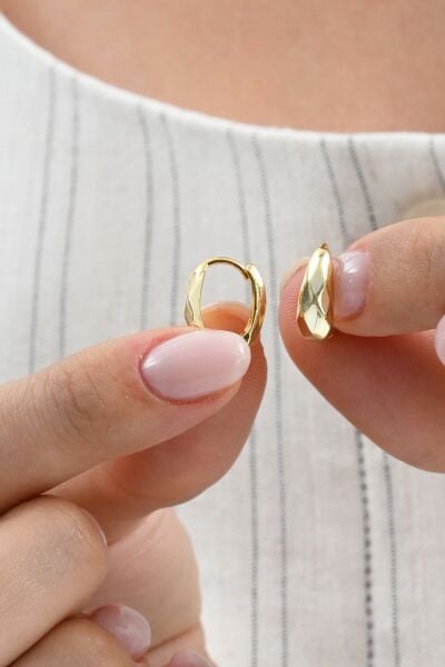 925 ayar Gümüş altın yaldızlı desenli italyan modeli U halka küpe SGTL13071GOLD