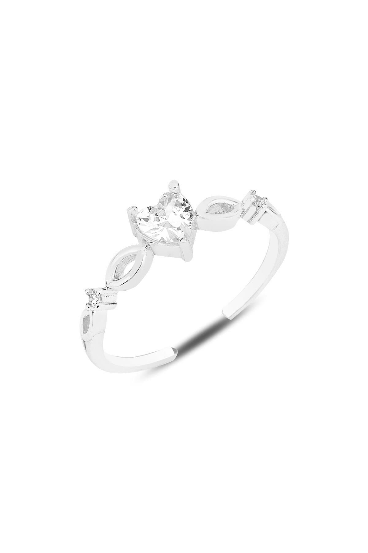 Gümüş rodyumlu zirkon taşlı tek taş kalp modeli ayarlamalı yüzük SGTL12154RODAJ