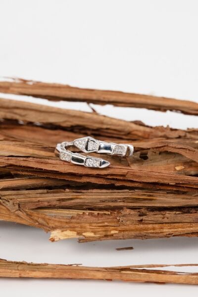 925 ayar gümüş rodyumlu zirkon taşlı özel tasarım yılan yüzük SGTL13077RODAJ