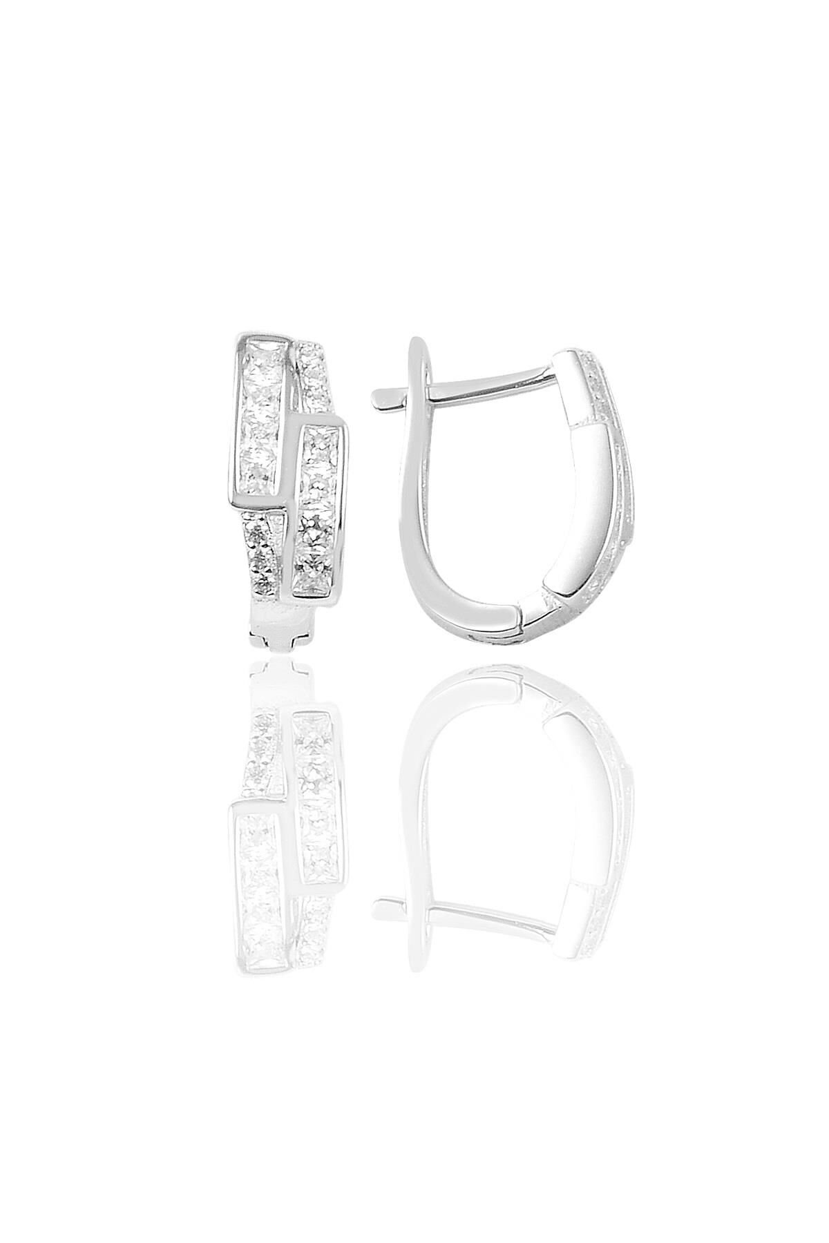 Gümüş baget taşlı  J küpe SGTL9204