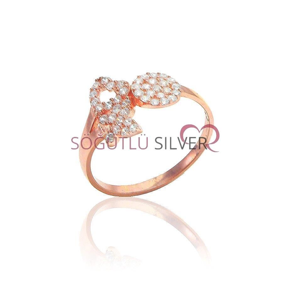 Zirkon taşlı Kalpli Kelebeklı Yüzük SGTL6710